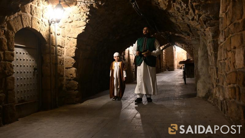 المسحرجي من العادات والتقاليد تكاد تكون مشتركة بين مختلف مدن الدول الإسلامية .